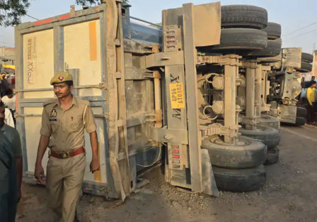 5 Dead and Several Injured After Trailer Collision