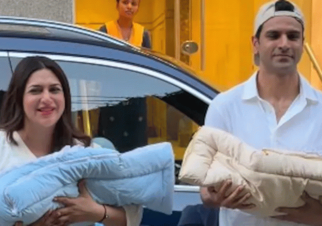 Divyanka Tripathi and Vivek Dahiya Spotted with Twins