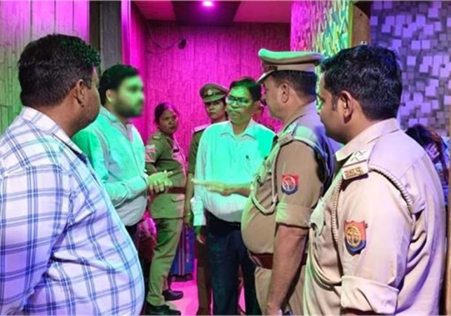 Rampur: Police and Administration Seal 6 Spa Centers