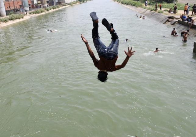 Hundreds of Children are Drowning while Bathing in the Canals