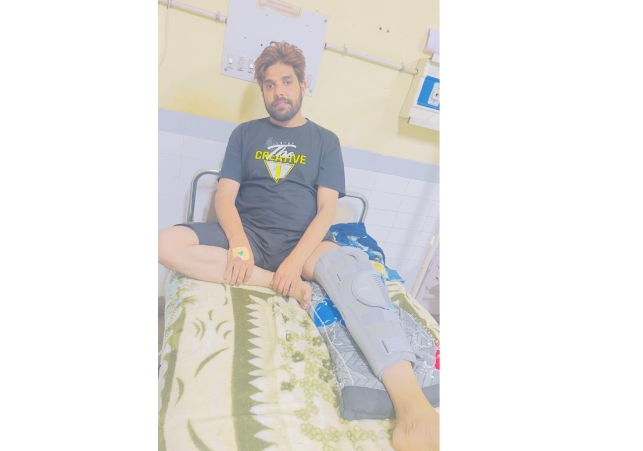 Mohali barber undergoes free knee surgery