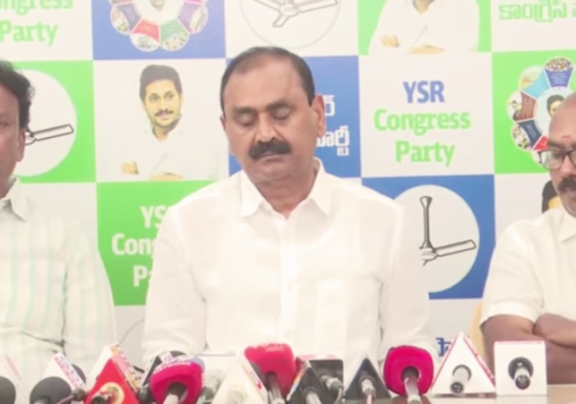 Bhumana criticized Naidu and Lokesh