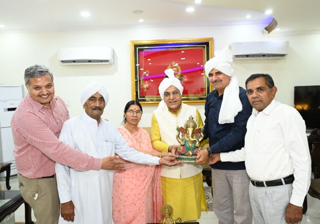 Delhi NCR intellectuals felicitated Dr Santram Deswal
