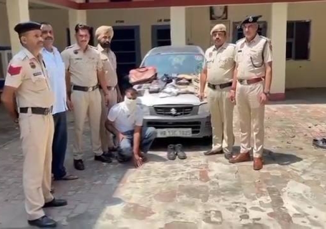 Fake policeman arrested in Haryana: Haryana में फर्जी पुलिसवाला गिरफ्तार