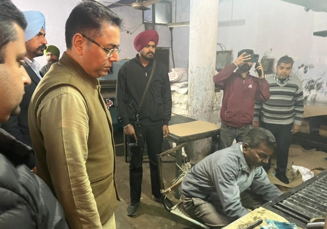 Aman Arora Visits Government Printing Press