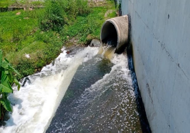 Cleaning of Sewerage and Rainwater Drainage Chambers