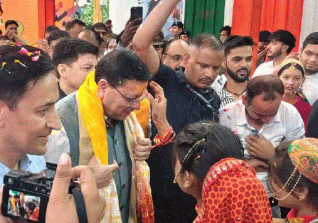 Champawat: Chief Minister Dhami arrives in Tanakpur