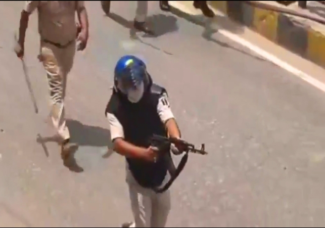 AK-47 Firing During Students Protest In Siwan Bihar Video Viral