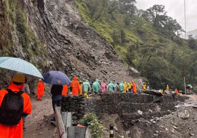 Normal life disrupted in Uttarakhand