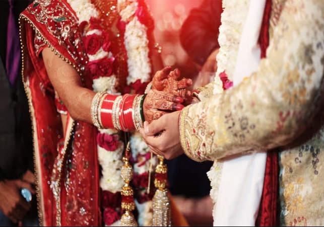 Barabanki Groom Transgender After Marriage Bride Shocked