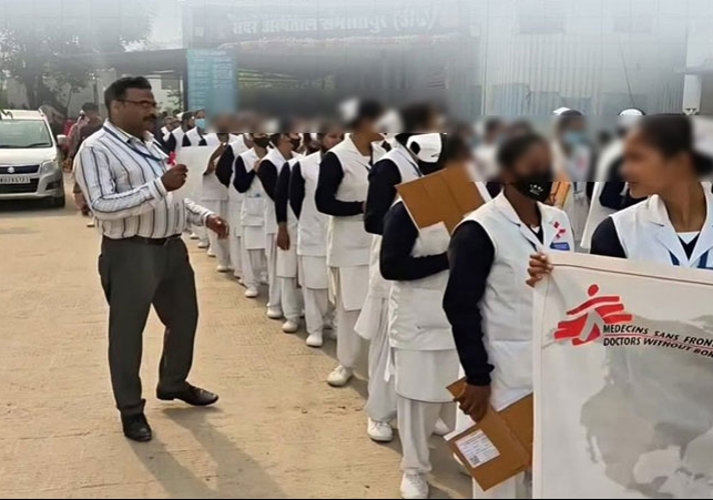 'अगर पति आवारा है, कंडोम ही सहारा है'; लड़कियों से खुलेआम नारे लगवाने का वीडियो, इंटरनेट पर मच गया तहलका, बिहार में ये क्या?