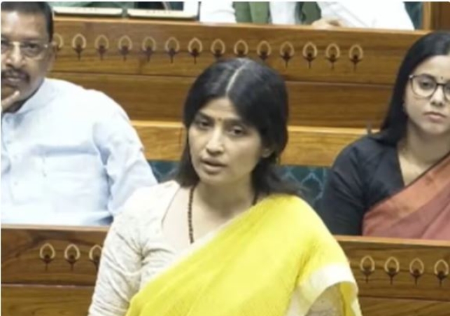 Dimple launches a scathing attack regarding women's reservation