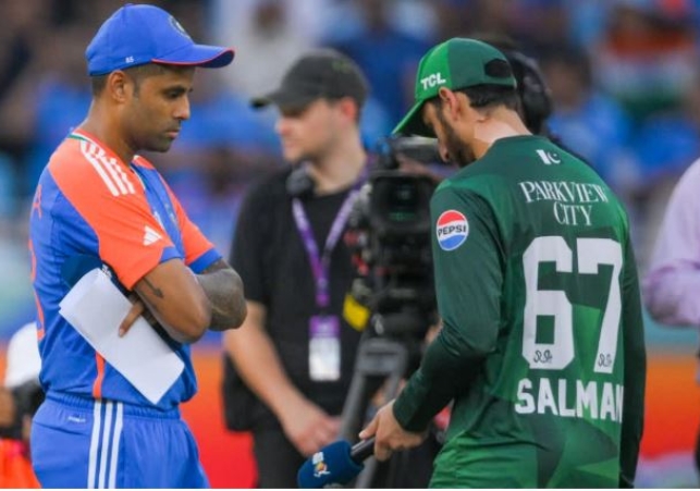 IND vs PAK Handshake News