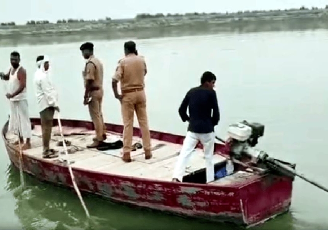 Ayodhya Saryu Nadi Hadsa