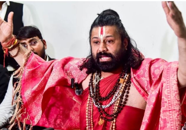 Controversy over Shankaracharya's Cow Yatra
