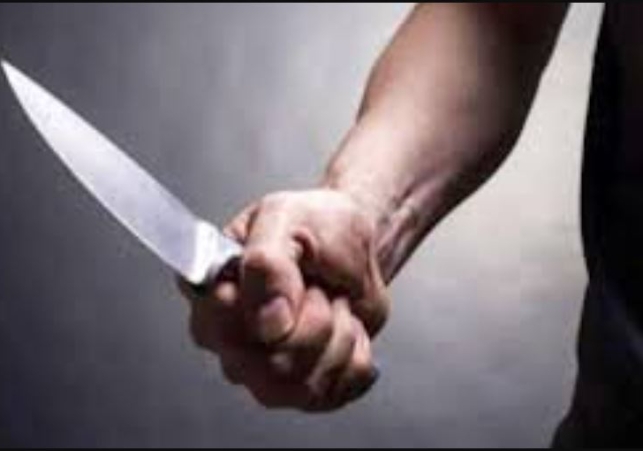 Two Youths Attacked with Knife