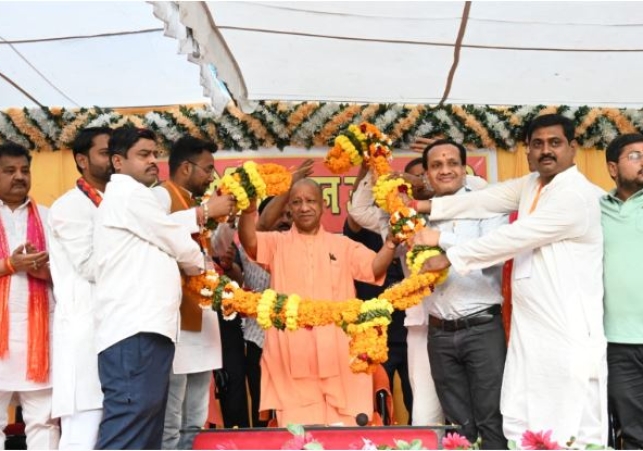 The Yogi roared at the burning of Holika