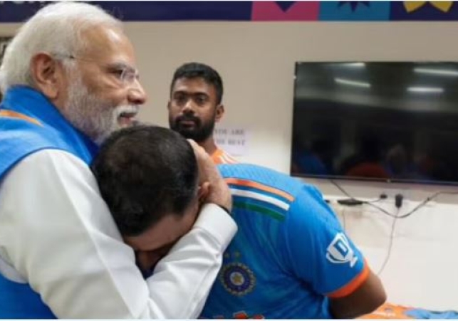 Narendra Modi in Team India Dressing Room
