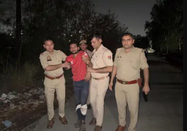 Encounter between Police and Criminals in Noida