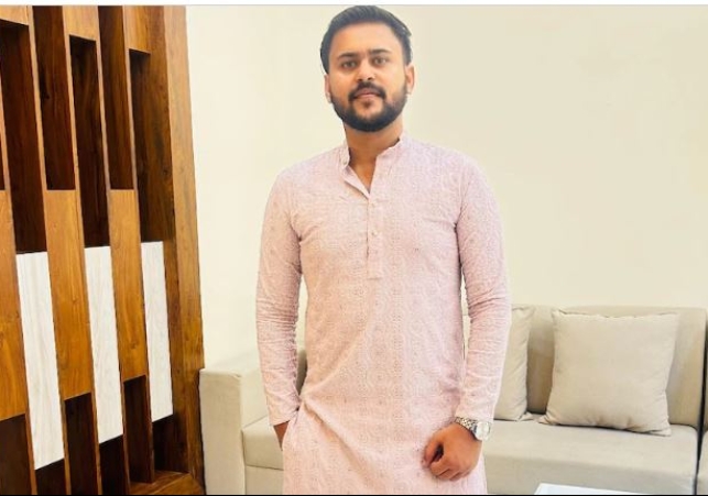 Software Engineer found Hanging in Hotel