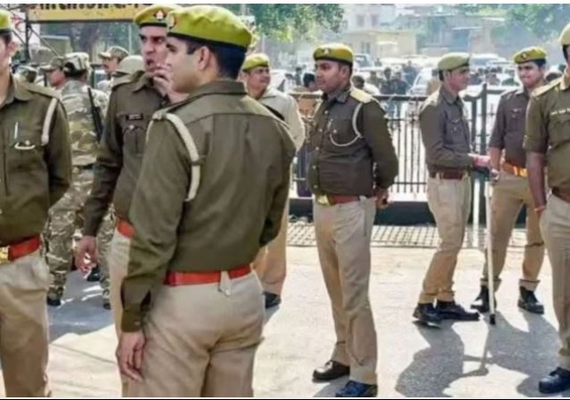 Fake Police station IB office exposed in Noida