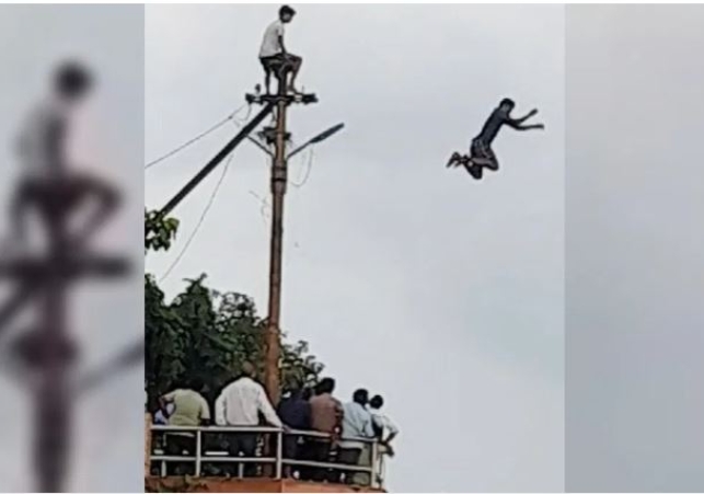 Stunt of death in Kanpur
