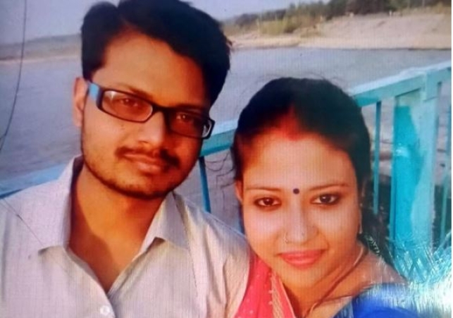 Wife stabs husband to death