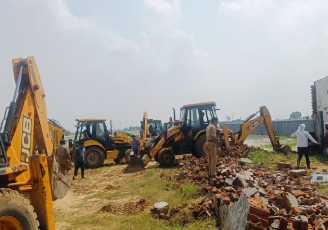 YEIDA's Bulldozer Ran on Illegal Colonies