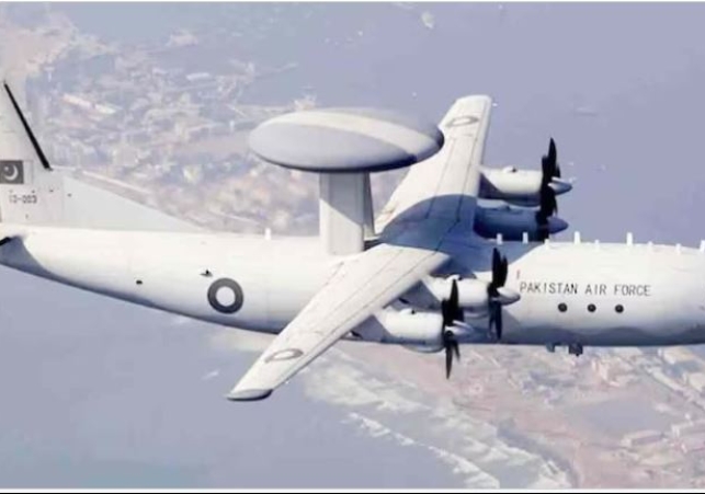 भारत ने पाकिस्तानी सेना की 'आसमानी आंख' को किया तबाह, आखिर ये AWACS सिस्टम है क्या?