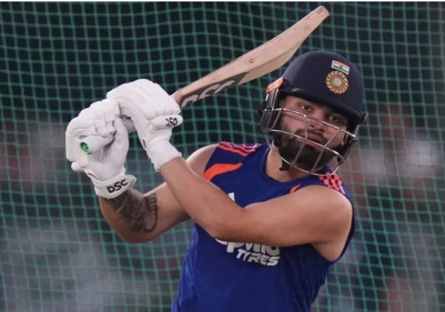 Cricketer Rinku Singh to Receive a Gift