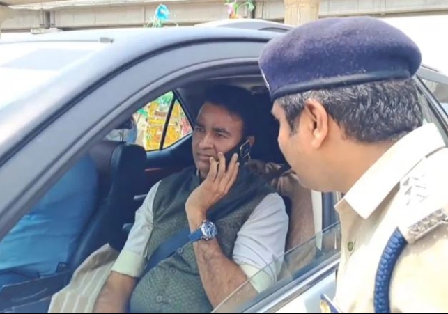 BJP leader Sangeet Som Clashed with the Police