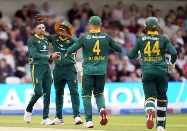 South Africa beat England 1st ODI Highlights