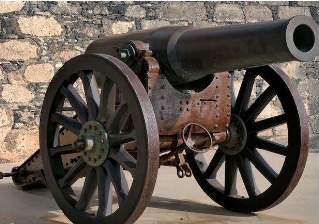 Heritage Cannon Stolen