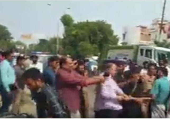 Lucknow University Fight