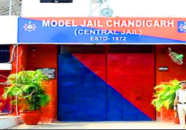 Chandigarh Burail Jail Clash Crime Breaking News