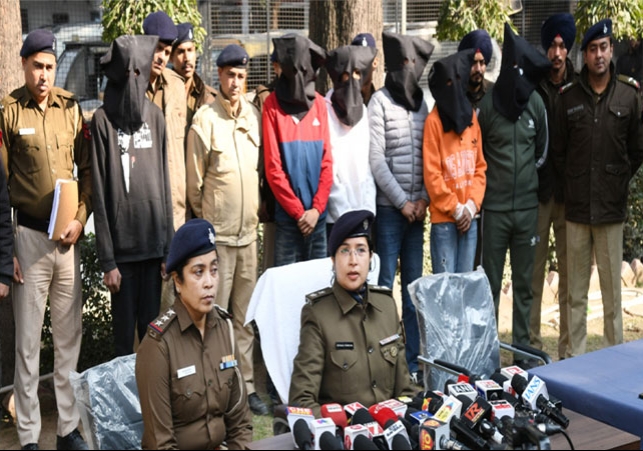 चंडीगढ़ पुलिस का बड़ा एक्शन; साइबर ठगों को अपने बैंक खाते कमीशन पर देने वाले 9 युवक गिरफ्तार, ठगी का गजब खेल चल रहा था