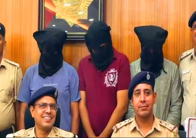 Chandigarh Police Caught Fake Currency Worth More Than 24 lakh With 3 Arrest