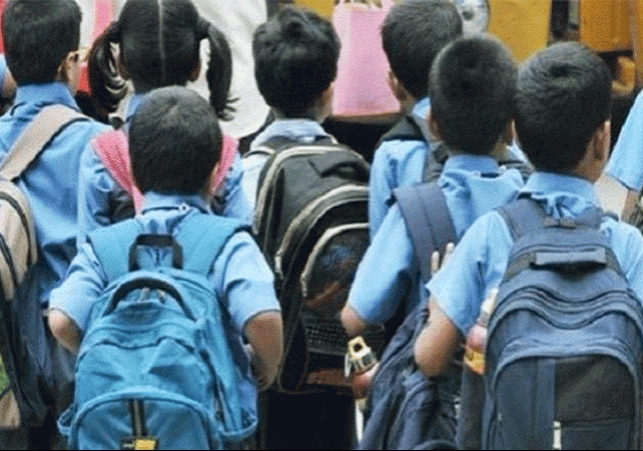 चंडीगढ़ के स्कूलों में सर्दी की छुट्टियां खत्म; शिक्षा विभाग ने टाइमिंग को लेकर जारी की यह अधिसूचना, स्टूडेंट्स फटाफट यहां देख लें