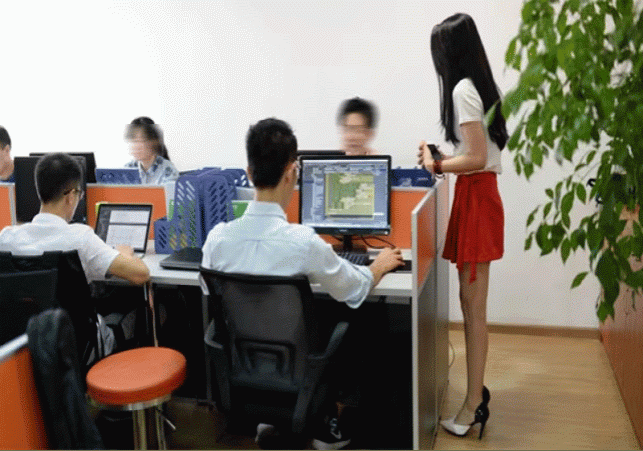 Chinese Company Ordered For Women Employees To Attract Male Employees
