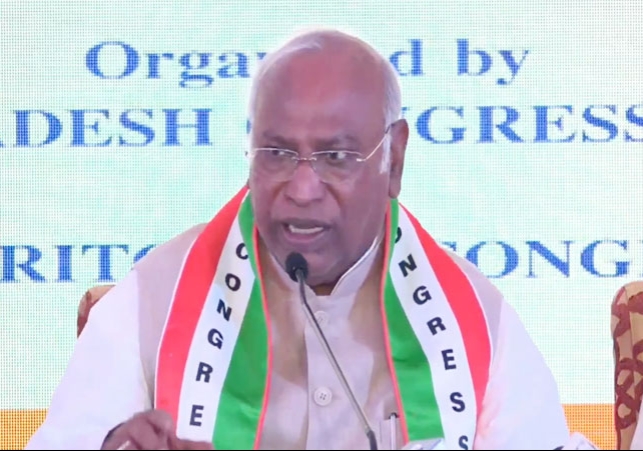 Congress President Mallikarjun Kharge Press Conference in Chandigarh