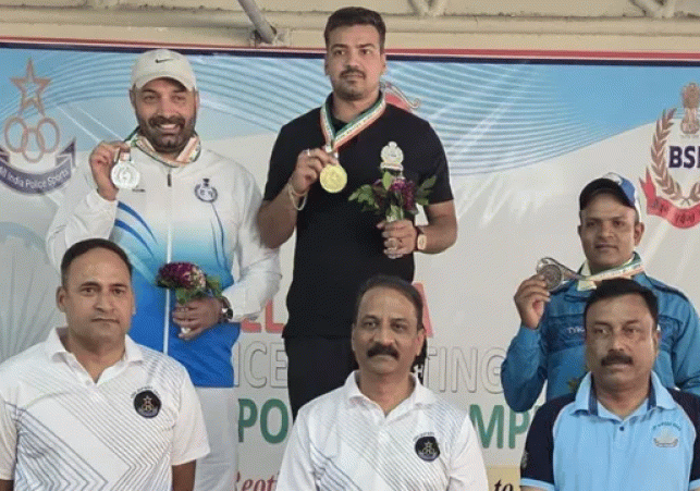 Nahan: Himachal Police DSP Vijay Kumar won two bronze medals
