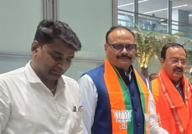 ndiGo flight from Lucknow to Kolkata develops technical snag