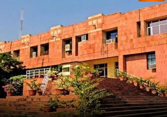 दिल्ली JNU में 'कुलपति' को अब 'कुलगुरु' कहा जाएगा; यूनिवर्सिटी ने इस वजह से किया ये बड़ा बदलाव, जानें क्यों लिया गया ये फैसला