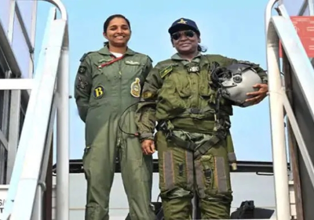 President Droupadi Murmu Creates History: Flies in Rafale Jet from Ambala Airbase