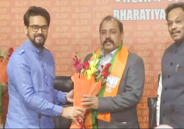 Former Chief of Air Staff RKS Bhadauria Joins BJP In Delhi