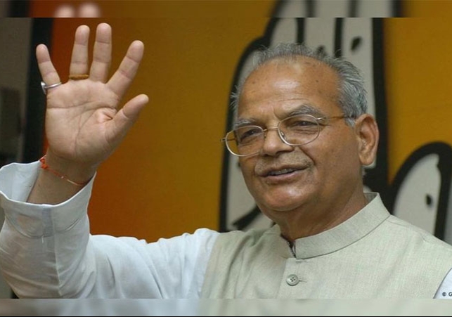 Former Union Minister Pandit Sukh Ram passes away