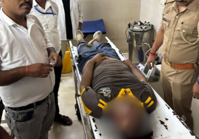 Late-Night Encounter in Gorakhpur