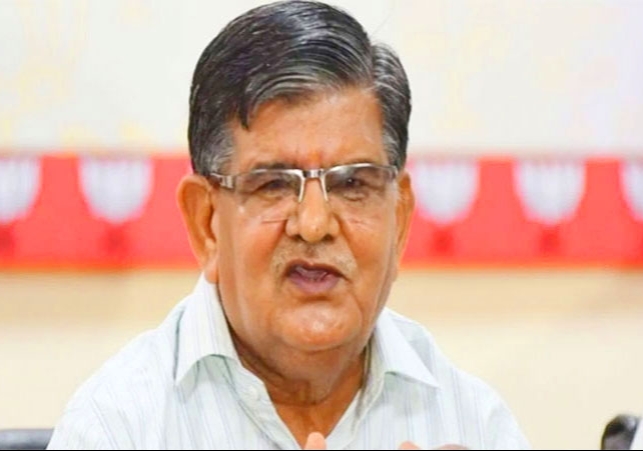 पंजाब गवर्नर गुलाब चंद कटारिया को धमकी; करणी सेना ने आपत्तिजनक शब्दों के साथ मारने की बात कही, सुरक्षा टाइट की गई