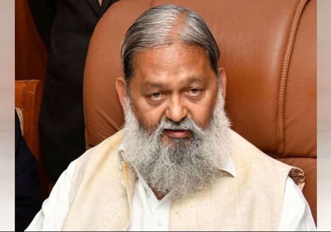 Haryana Cabinet Minister Anil Vij Slipped in Bathroom While Taking Bath