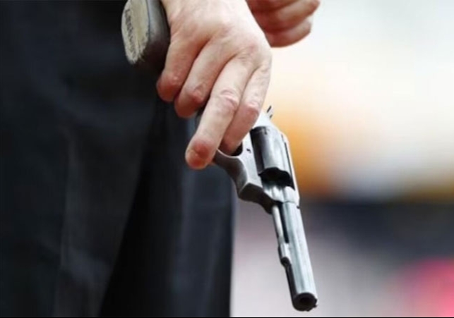 Haryana Faridabad Husband Kills Wife On Road Crime Breaking News